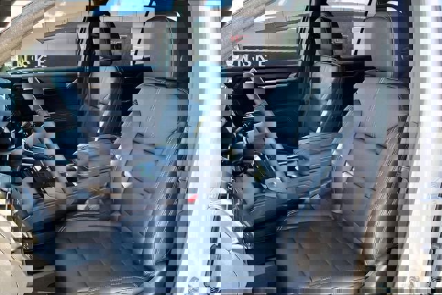 New 2026 GMC Acadia Elevation image 9