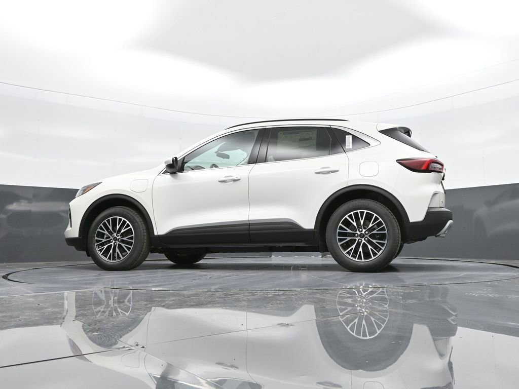 New 2025 Ford Escape SE image 35