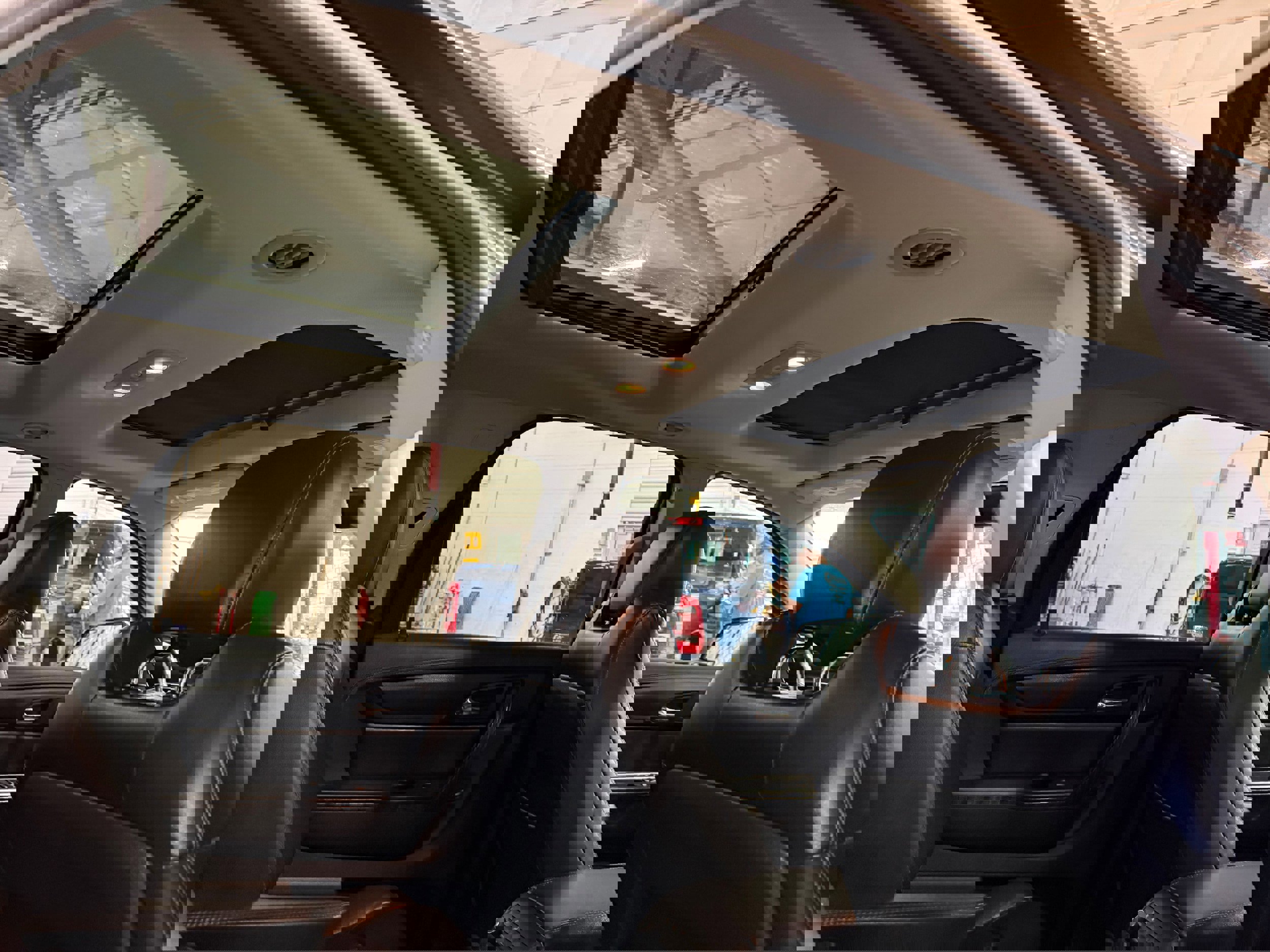 Used 2017 GMC Acadia Limited SLT image 12