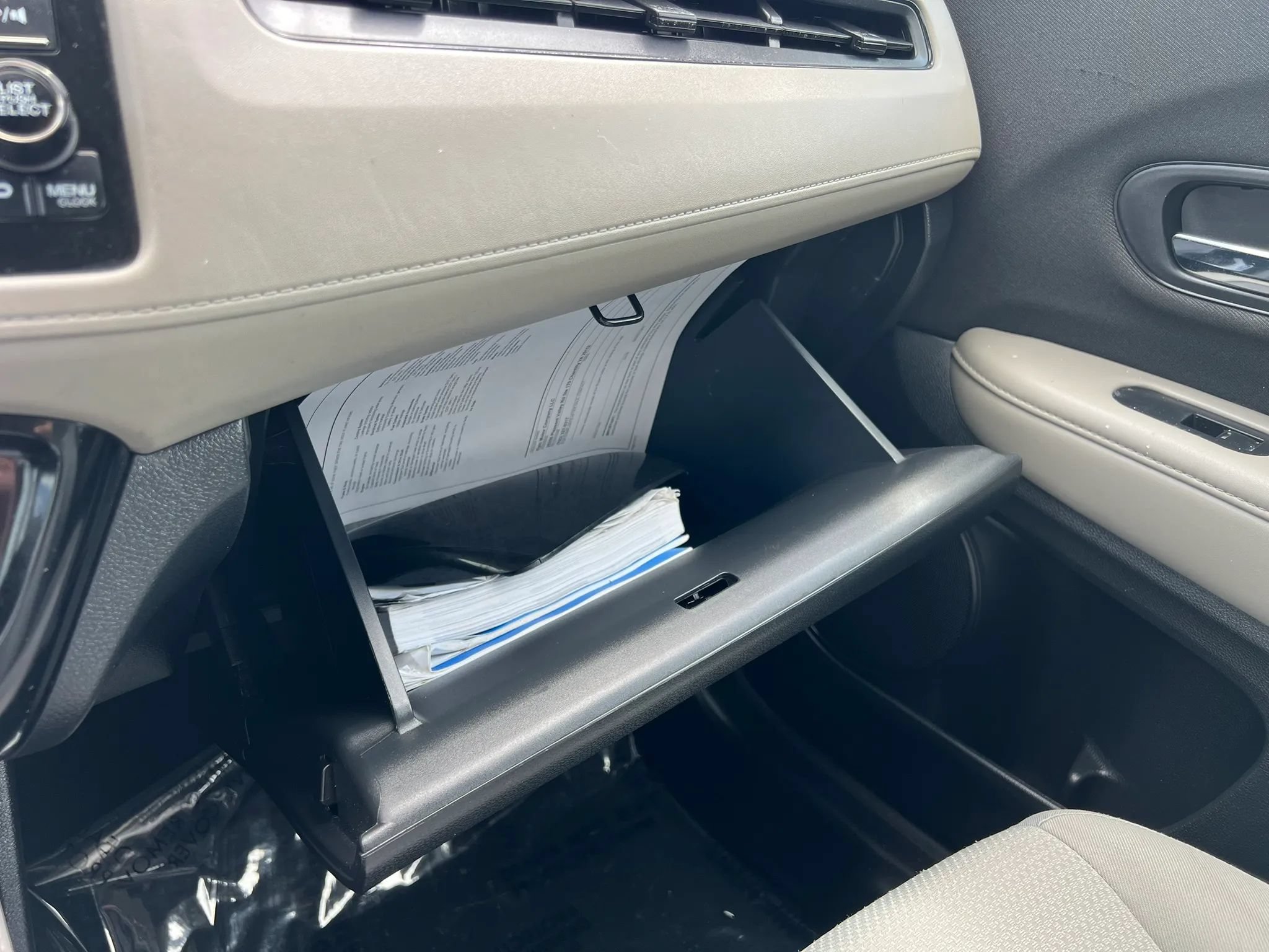 Used 2022 Honda HR-V LX image 28
