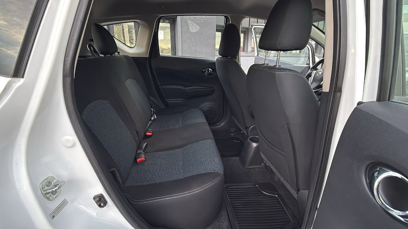Used 2017 Nissan Versa Note SV image 17