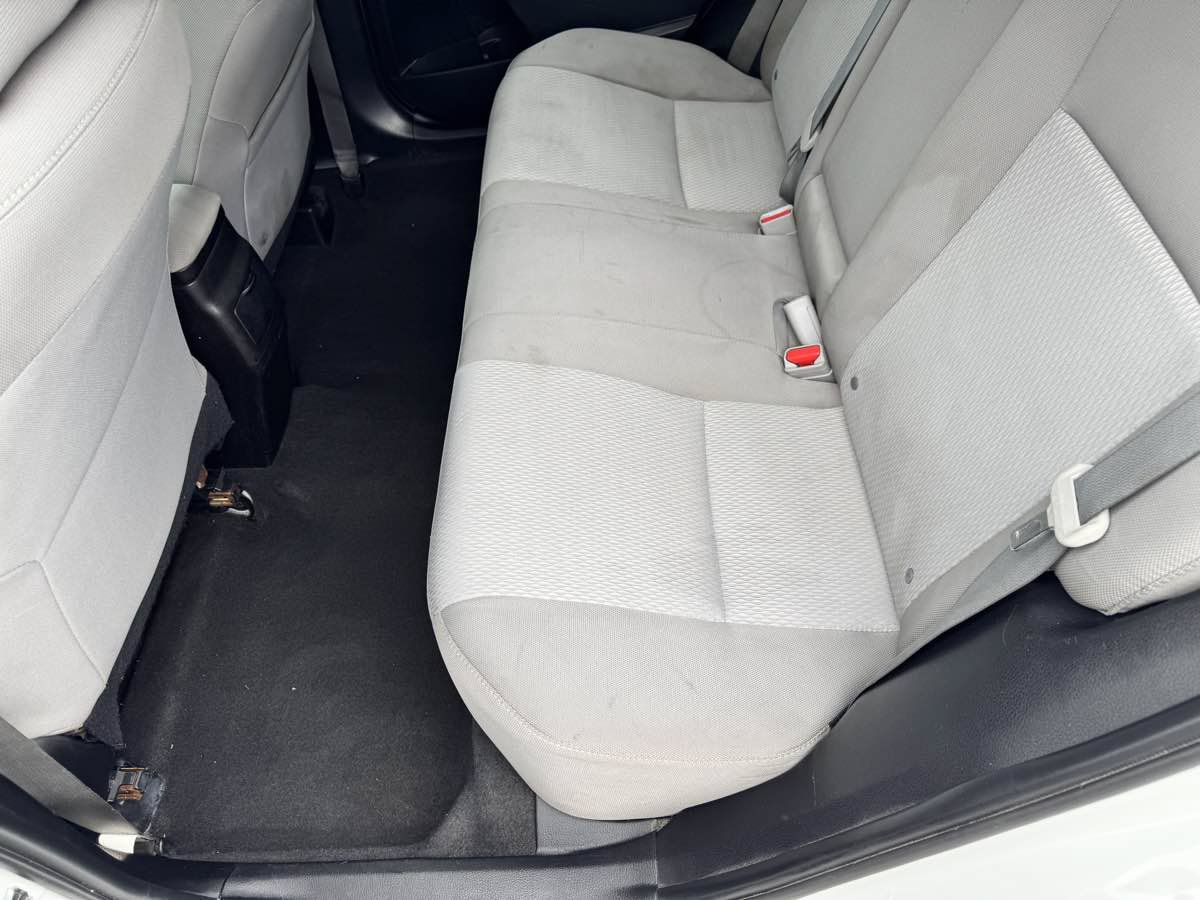 Used 2016 Toyota Corolla LE FWD image 27