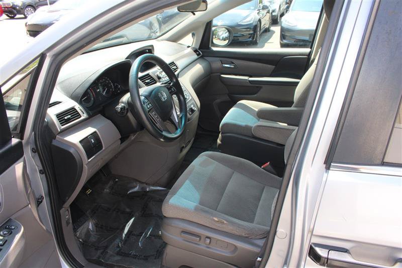 Used 2016 Honda Odyssey LX image 8