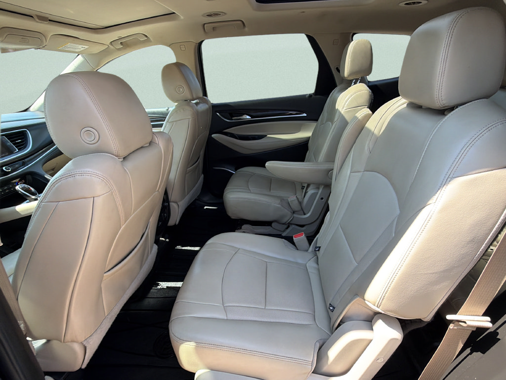 Used 2020 Buick Enclave Essence w/ Sound and Sites Package AWD/4WD image 10