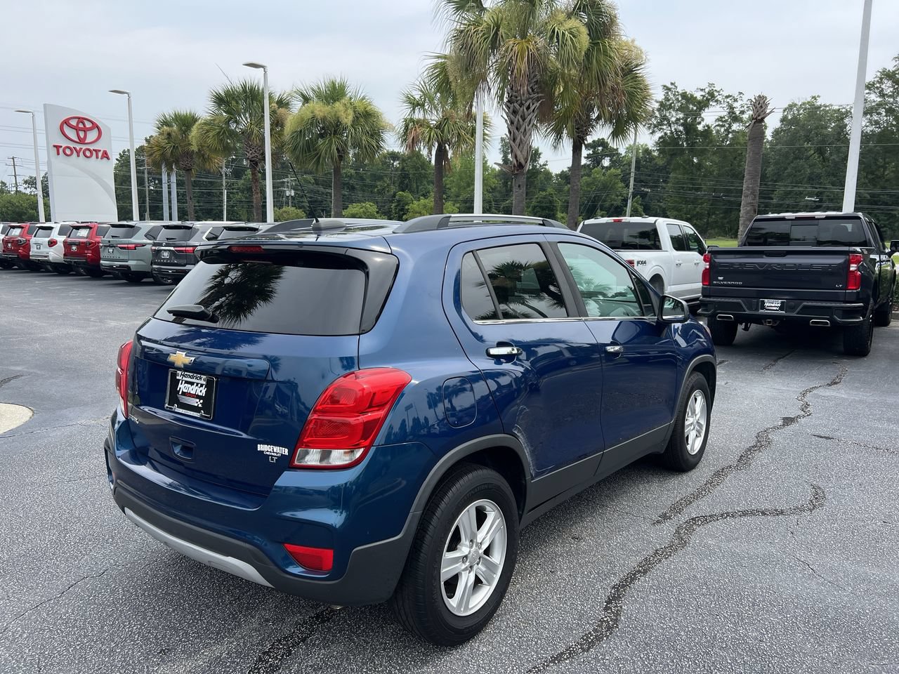 Used 2019 Chevrolet Trax LT w/ LT Convenience Package FWD image 10