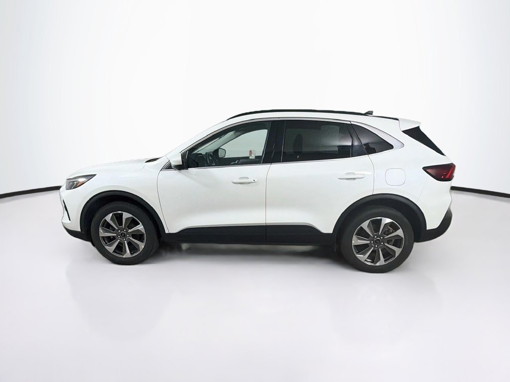 Used 2024 Ford Escape Platinum AWD/4WD image 8