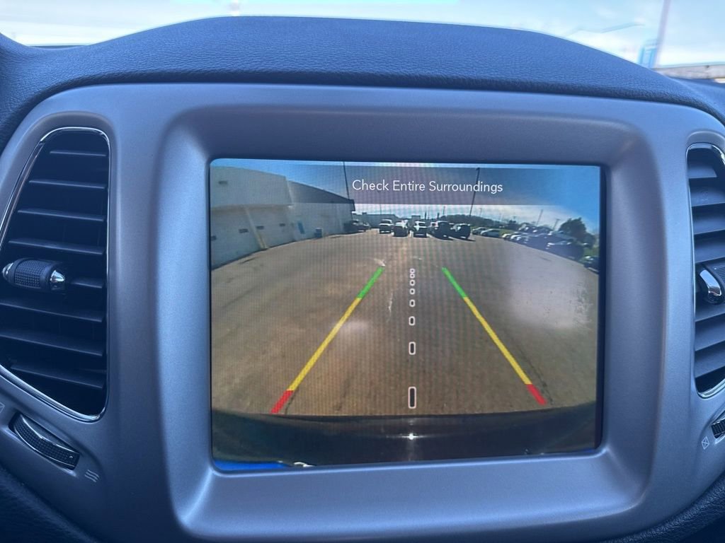 Used 2020 Jeep Compass Sport image 7