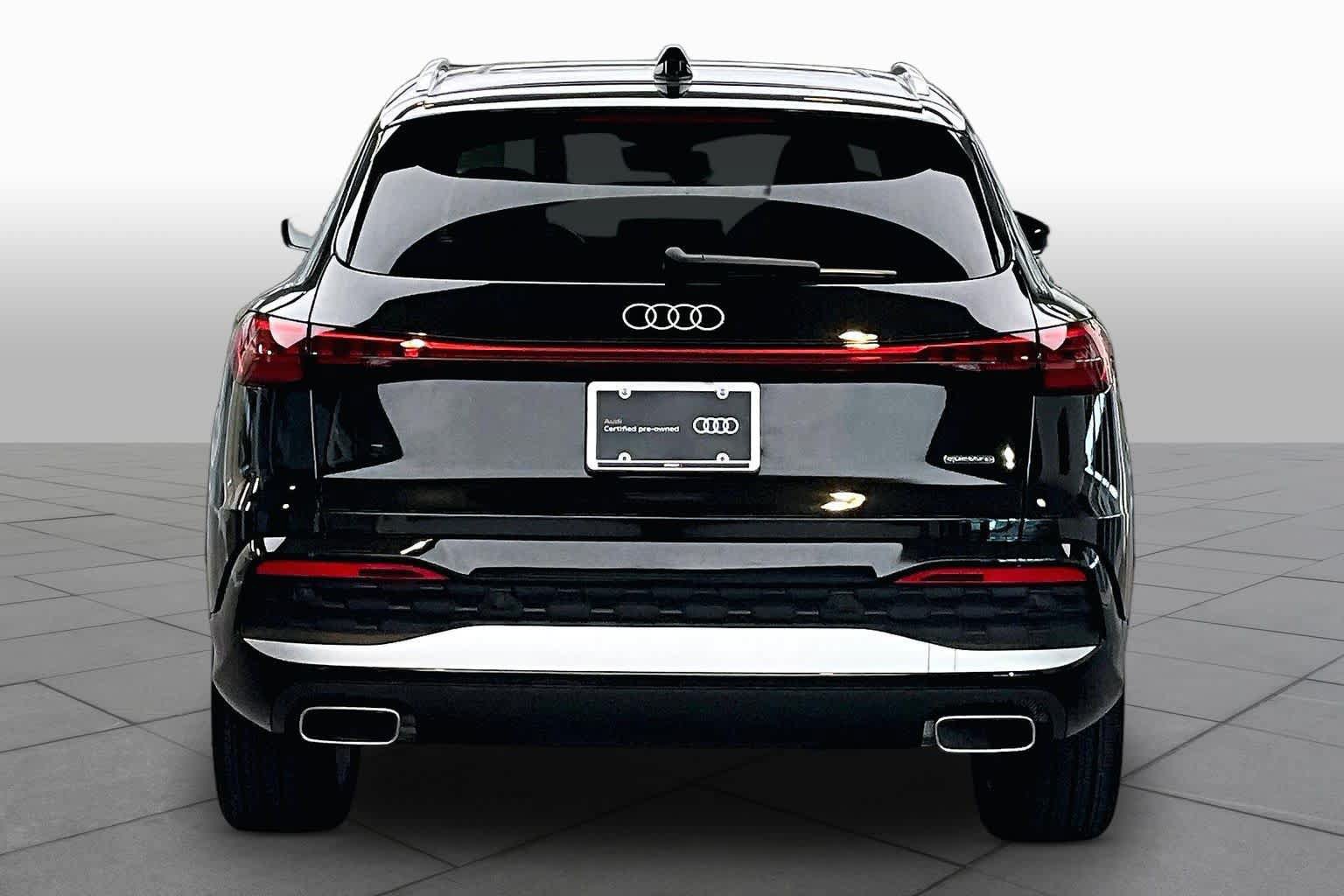 Certified 2025 Audi Q5 Premium AWD/4WD image 5