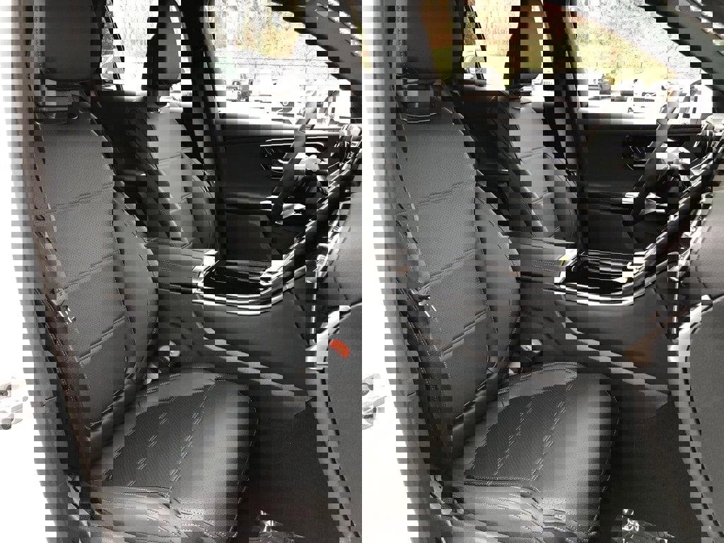 New 2025 Mercedes-Benz GLC 300 4MATIC image 33