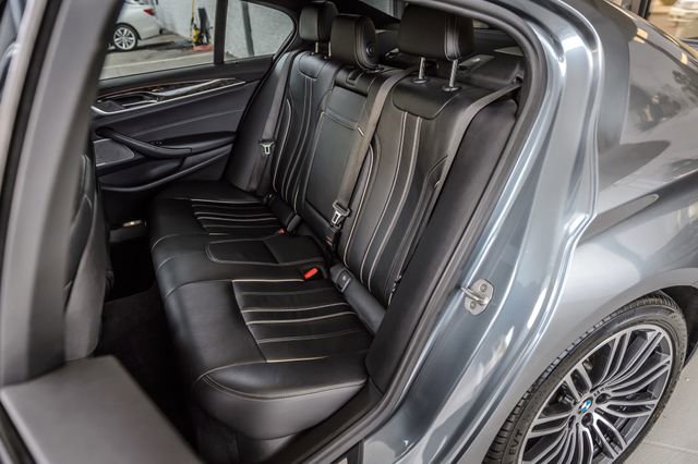 Used 2018 BMW 540i xDrive 540i xDRIVE - M SPORT - NAV - image 41