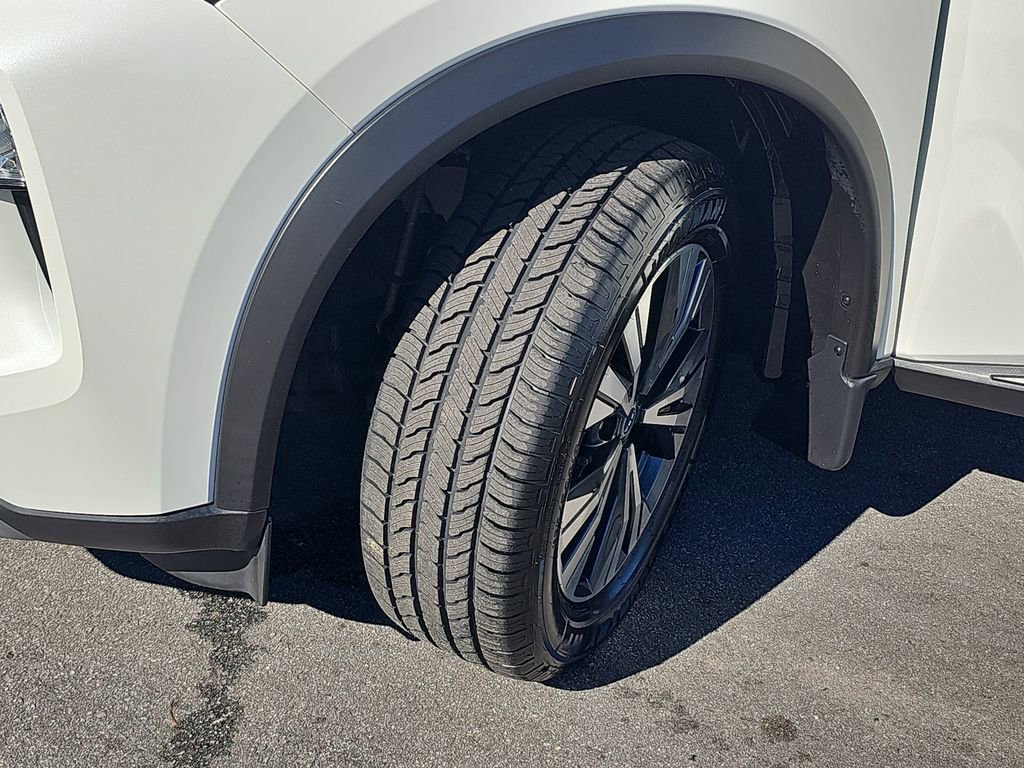 Used 2022 Nissan Rogue SV w/ SV Premium Package image 36