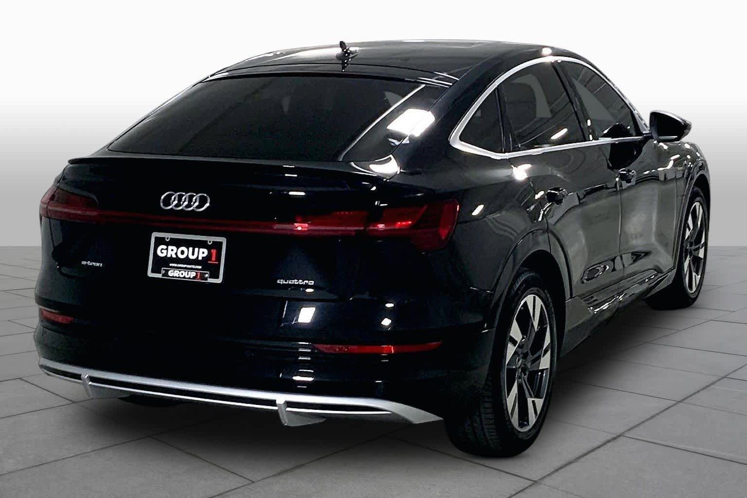 Used 2022 Audi e-tron Premium Plus AWD/4WD image 12