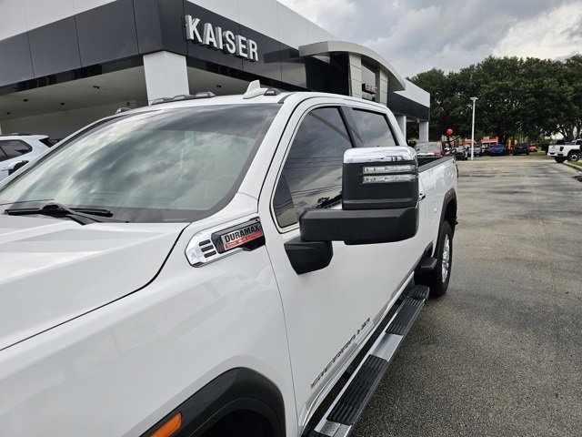 Used 2024 GMC Sierra 2500 SLT w/ SLT Premium Package image 17