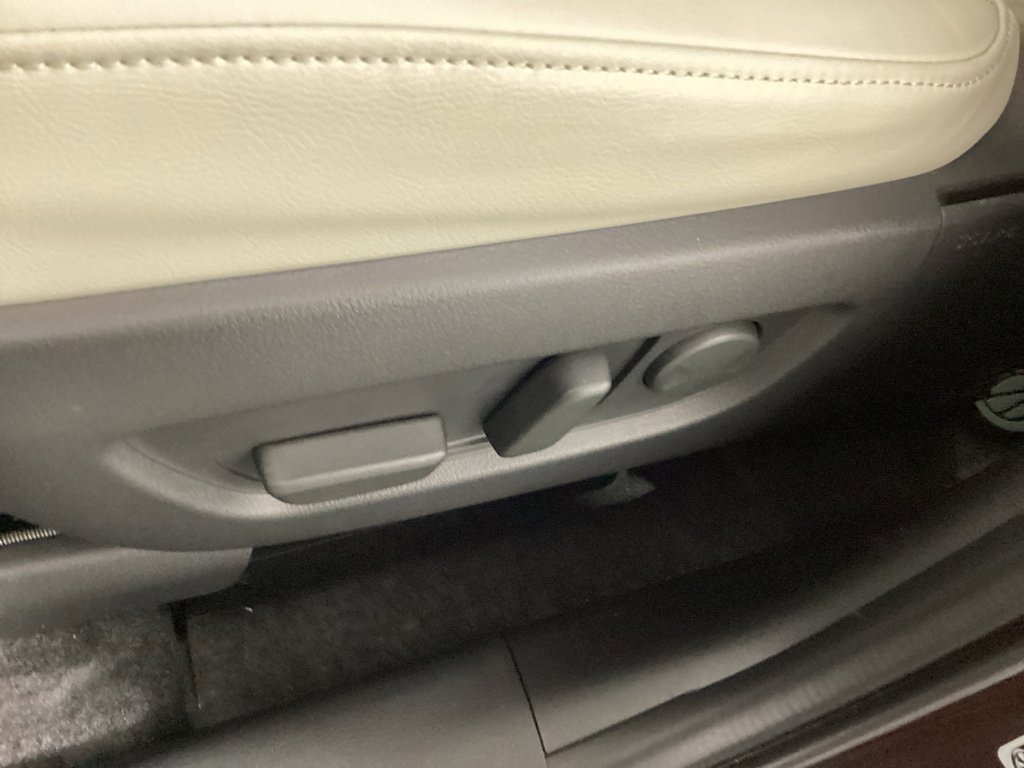 Used 2025 MAZDA CX-90 Plug-In Hybrid w/ Premium Plus image 17