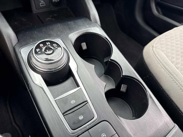 Used 2022 Ford Escape SE w/ SE Sport Appearance Package image 35