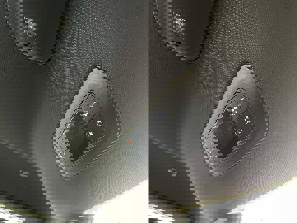 New 2026 Chrysler Pacifica Select image 25