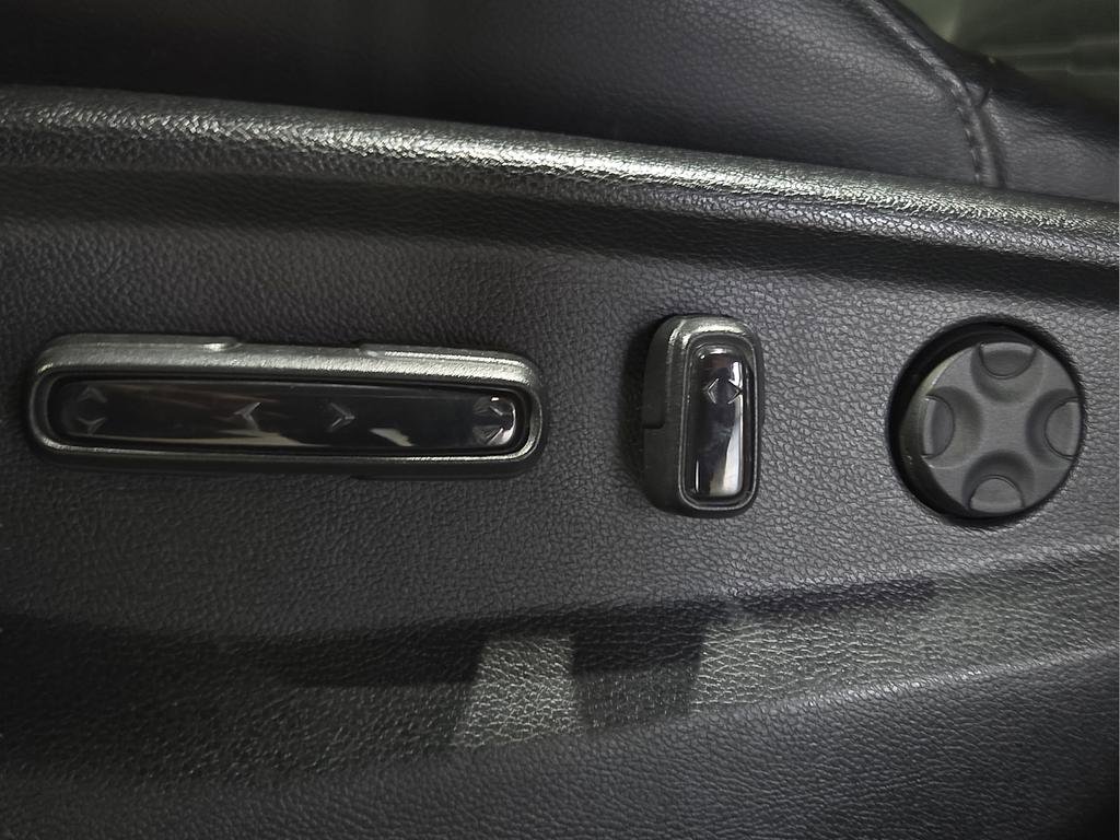 Used 2019 Honda CR-V EX-L image 19