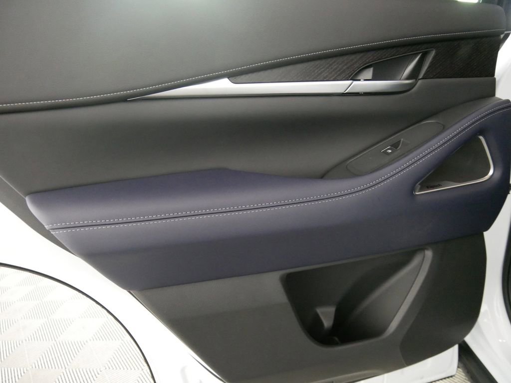 New 2026 INFINITI QX60 Sport w/ Dark Cargo Package image 15