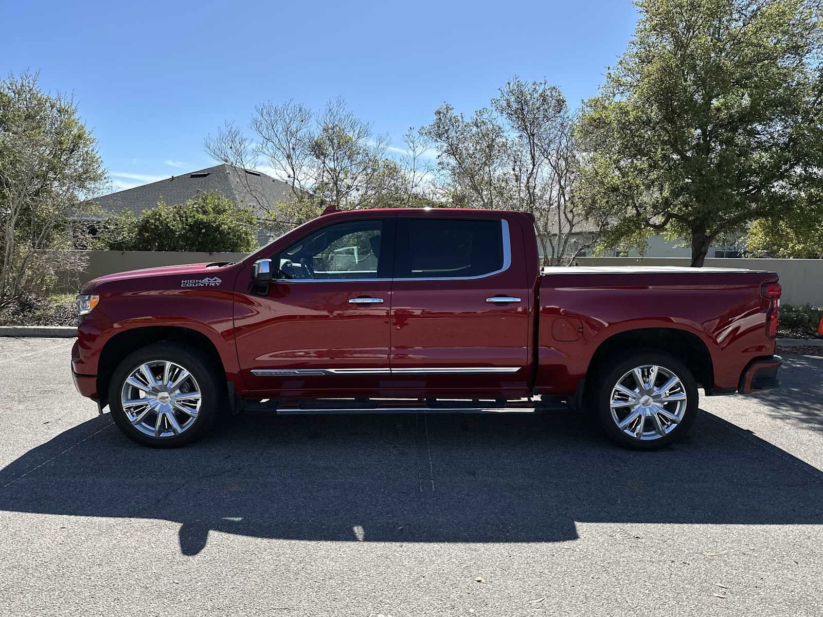 Used 2024 Chevrolet Silverado 1500 High Country w/ High Country Premium Package image 3