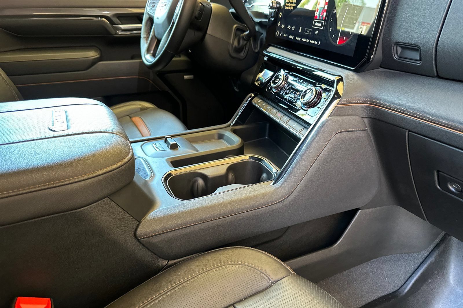 Certified 2025 GMC Sierra 2500 AT4 AWD/4WD image 16