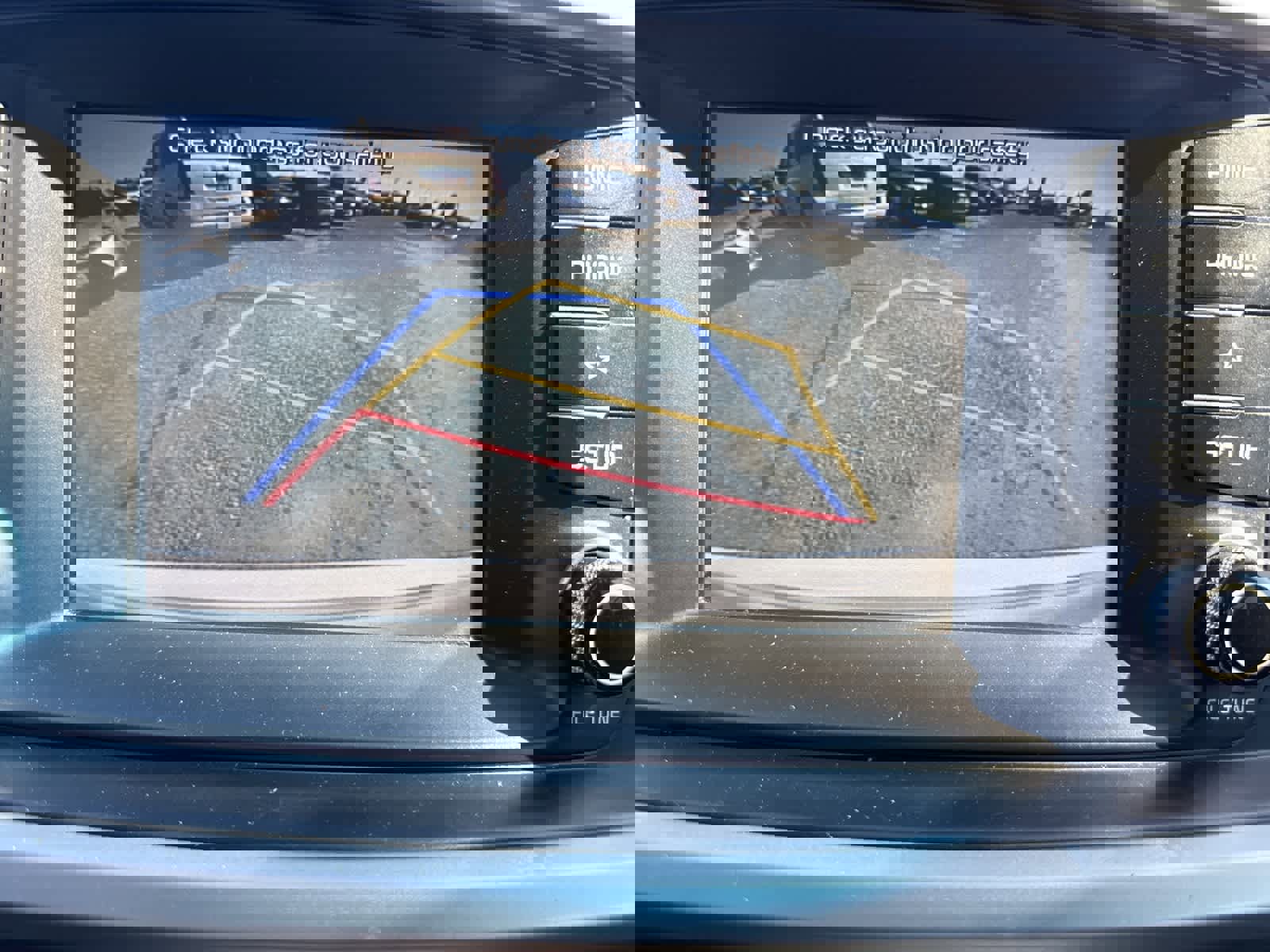 Used 2020 Kia Sorento LX image 31