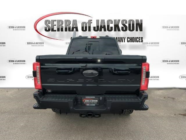 Used 2023 Ford F250 Lariat w/ Sport Appearance Package image 8