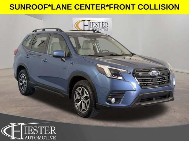 Used 2023 Subaru Forester Premium image 1