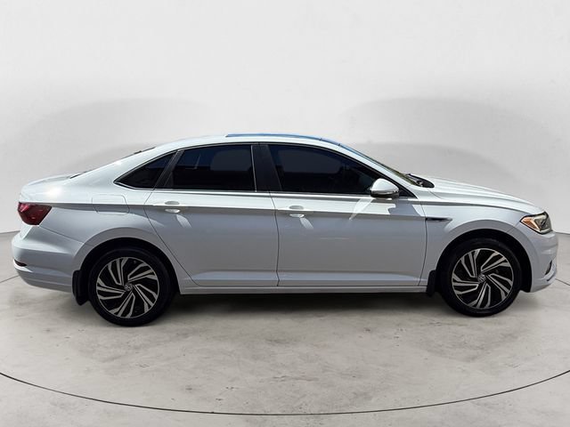 Used 2020 Volkswagen Jetta SEL Premium FWD image 4