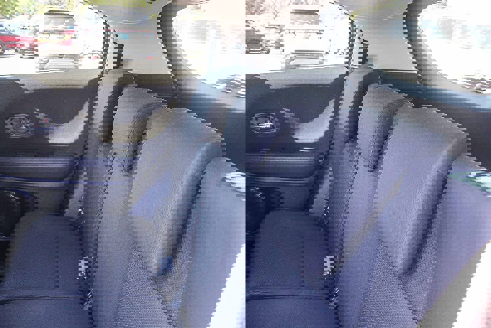 Used 2016 Honda HR-V LX image 24