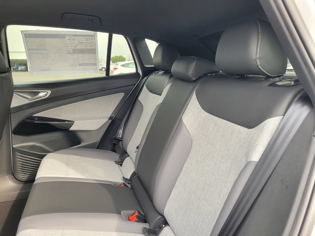New 2026 Volkswagen ID.4 Pro RWD image 13