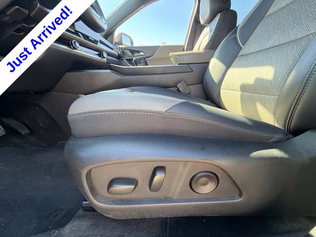 Used 2025 Chevrolet Equinox LT w/ Convenience Package II AWD/4WD image 41