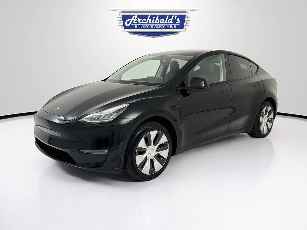 Used 2022 Tesla Model Y Long Range AWD/4WD image 3