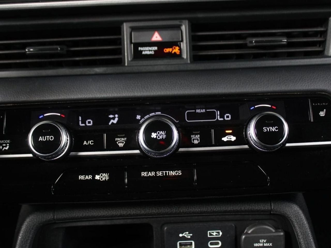 Used 2024 Honda Pilot Sport image 27