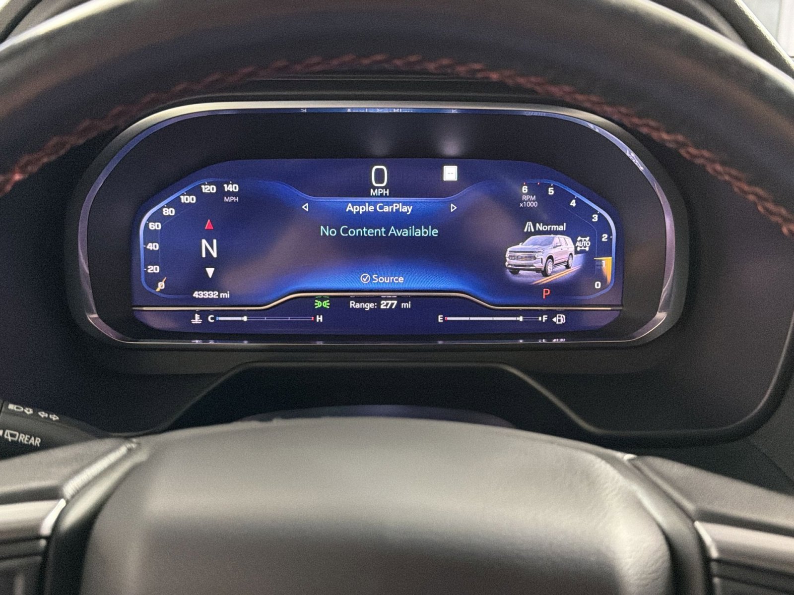 Used 2022 Chevrolet Suburban RST w/ Luxury Package image 17