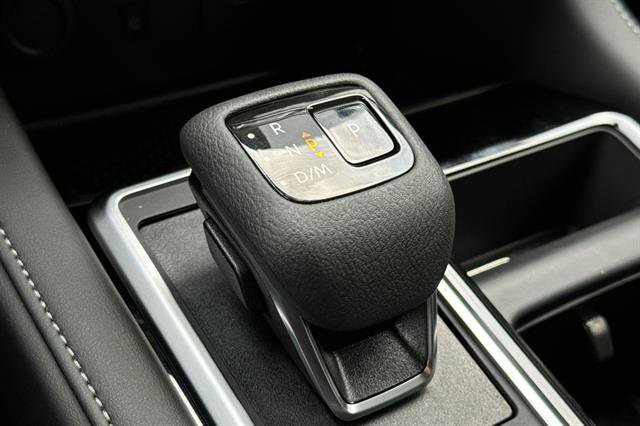 New 2025 Nissan Pathfinder SL image 25