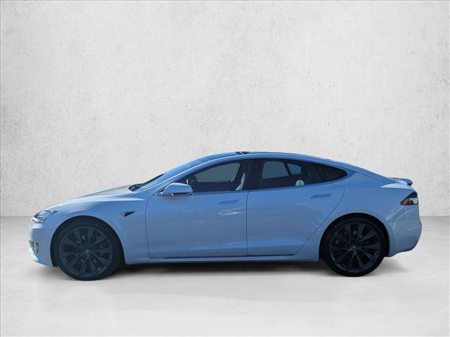 Used 2020 Tesla Model S Long Range Plus image 8