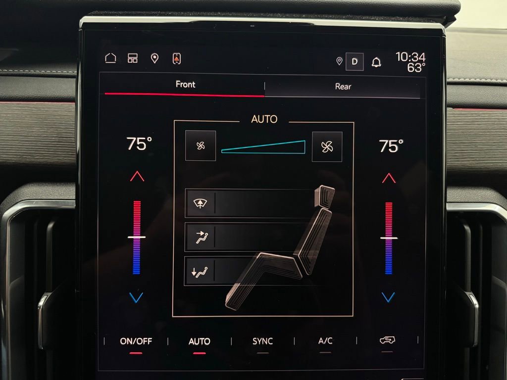 Used 2025 GMC Acadia Denali w/ LPO, Floor Liner Package image 29