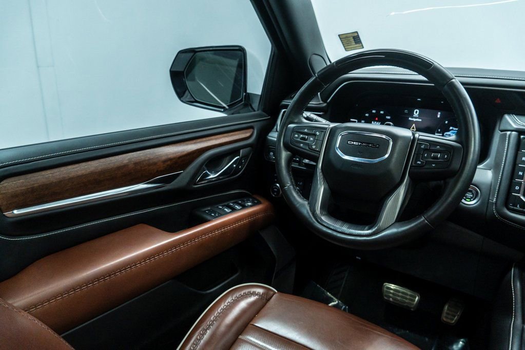 Used 2024 GMC Yukon XL Denali Ultimate image 33