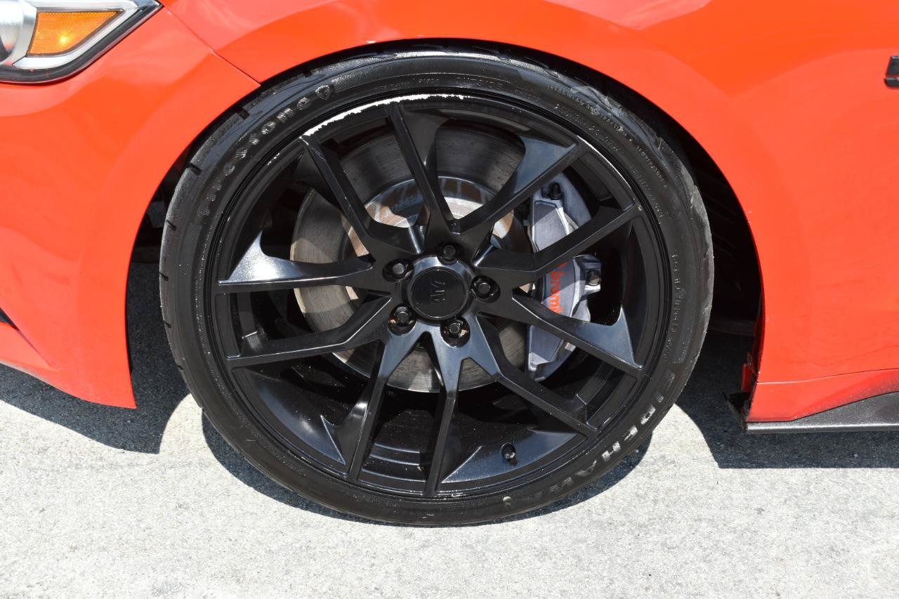 Used 2016 Ford Mustang GT Premium w/ GT Performance Package RWD image 26