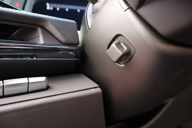 Used 2024 Chevrolet Corvette Z06 w/ Stealth Interior Trim Package image 32