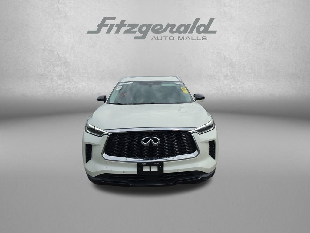 Used 2023 INFINITI QX60 Luxe w/ Cargo Package AWD/4WD image 2