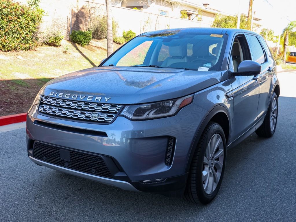 Used 2023 Land Rover Discovery Sport SE image 8