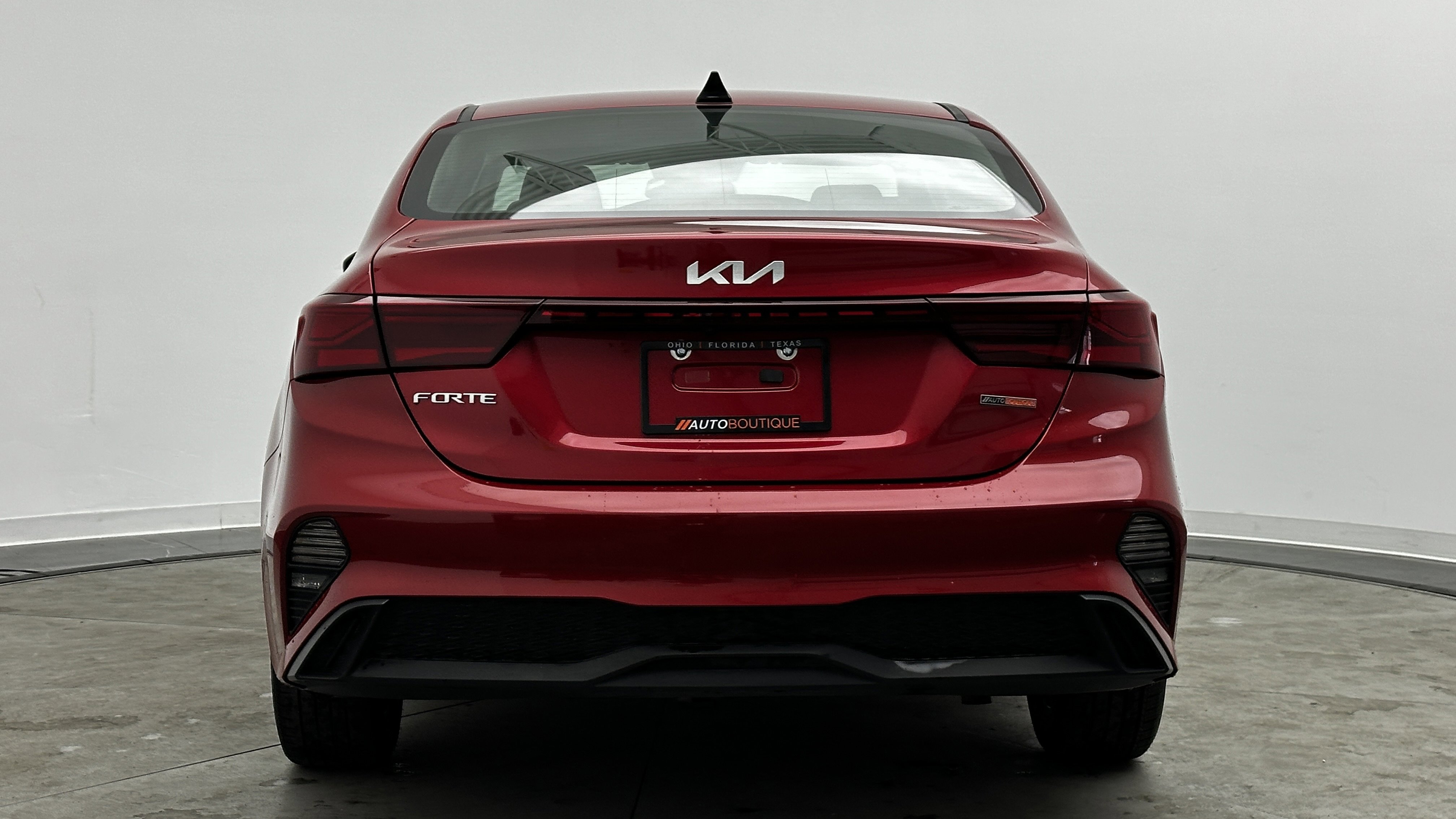 Used 2023 Kia Forte LXS FWD image 6