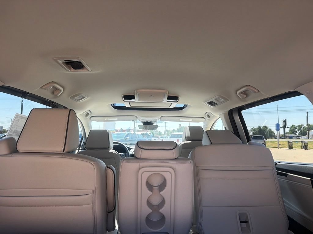 New 2026 Honda Odyssey Touring image 32