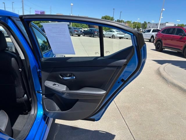Used 2023 Nissan Sentra SR w/ SR Premium Package FWD image 24