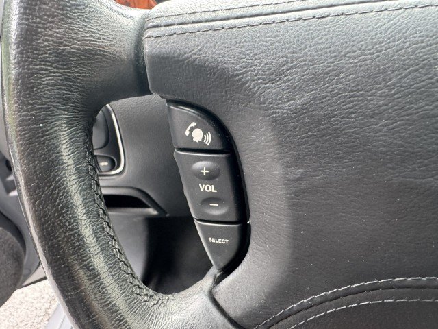 Used 2005 Jaguar XJ Vanden Plas Super V8 RWD image 22