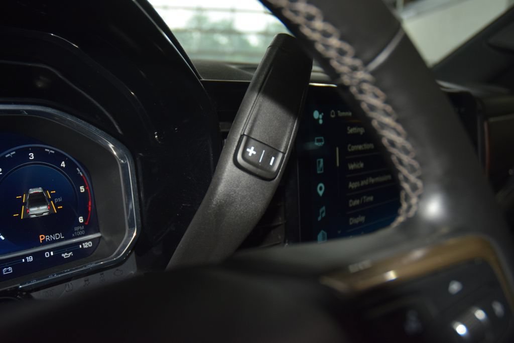 Used 2024 Chevrolet Silverado 3500 High Country w/ High Country Premium Package AWD/4WD image 44