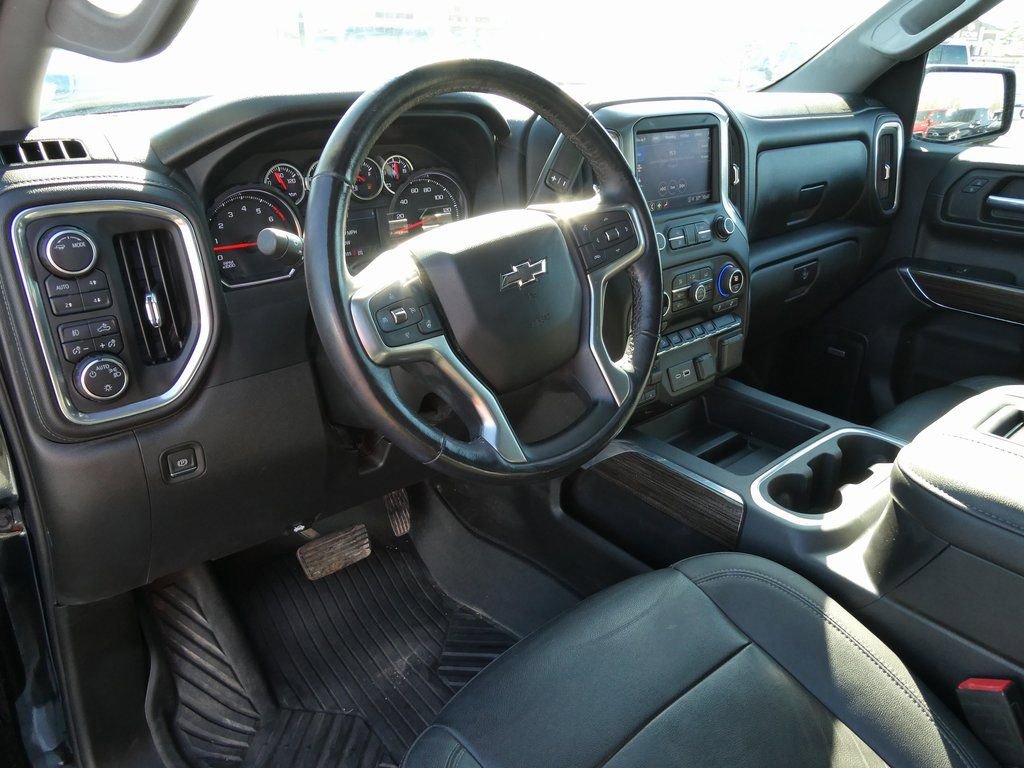Used 2022 Chevrolet Silverado 1500 LT Trail Boss w/ Convenience Package II image 21
