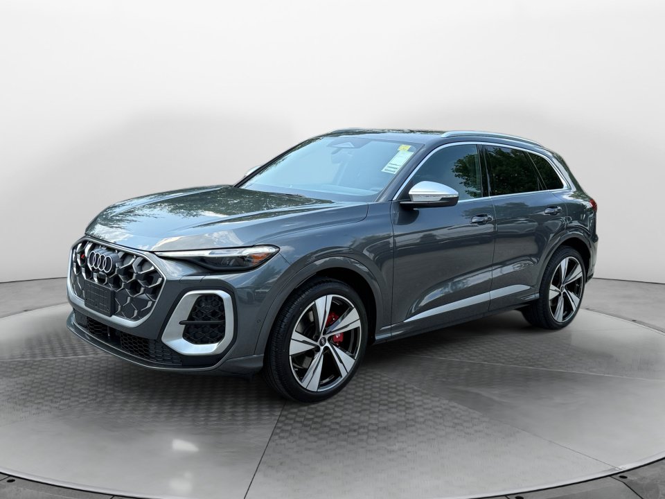 New 2026 Audi SQ5 Premium Plus AWD/4WD image 3
