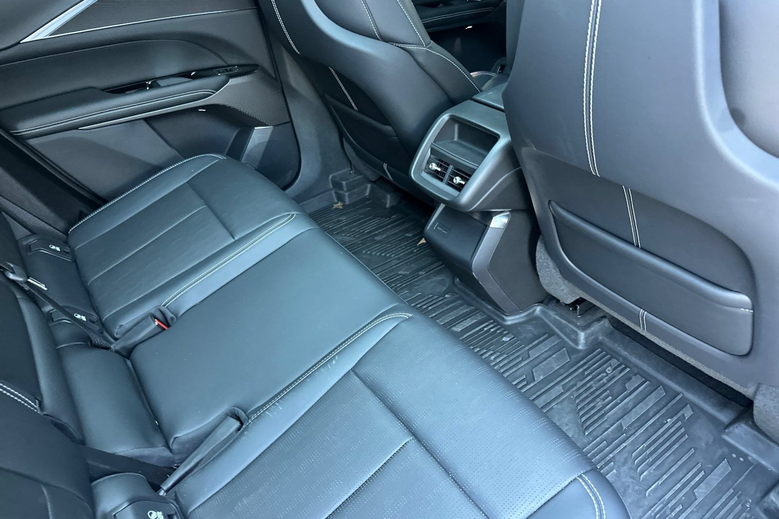 Certified 2024 Cadillac Lyriq Sport w/ LPO, Floor Liner Package RWD image 18